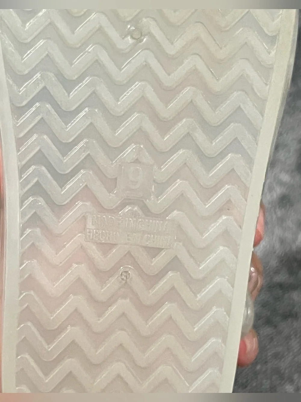 Old Navy fisherman style transparent jelly sandals for toddler girls size 9